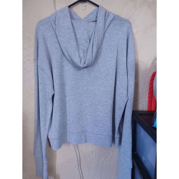 NWT Size Med Sweaty Betty After Class Hoodie - Picture 4 of 4